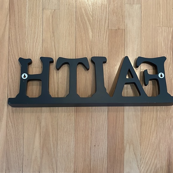 Faith signs all in good condition. - Picture 7 of 7